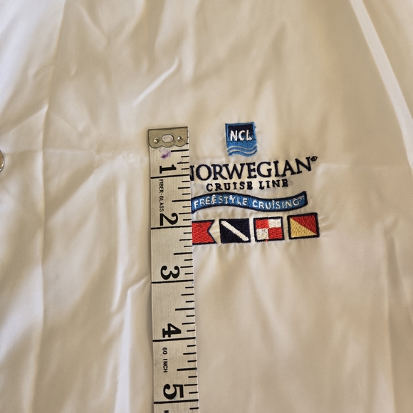Norwegian Cruise Line NCL White Windbreaker Jacket Large Hooded Nylon Lined EUC - Picture 13 of 16
